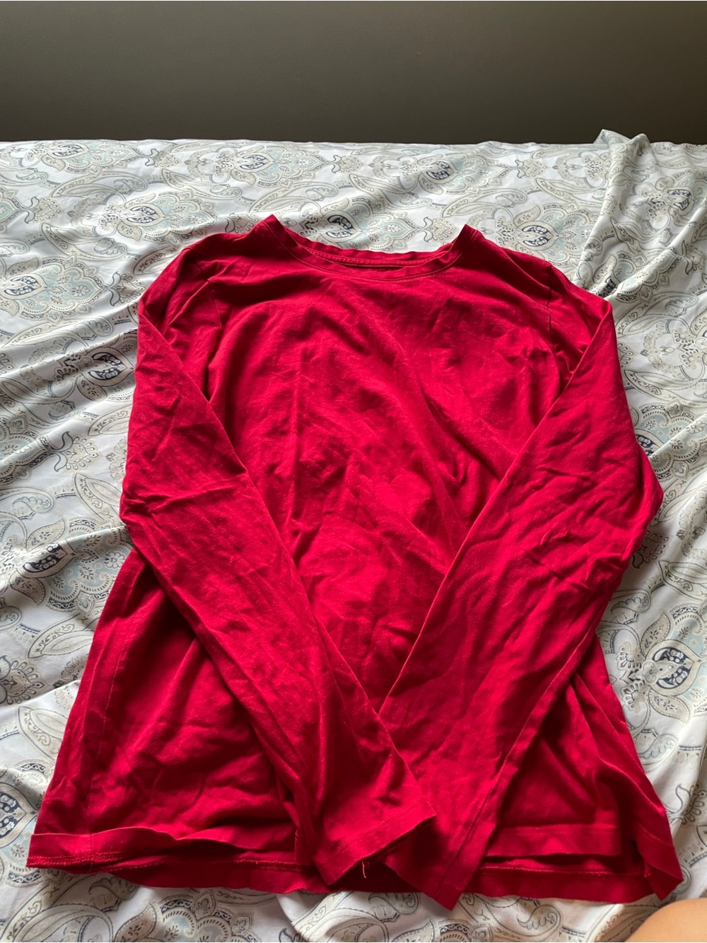 Classic Women's Long-Sleeve Crewneck Top - Red